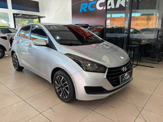 HYUNDAI HB20 1.6 COMFORT STYLE 16V FLEX 4P MANUAL HYUNDAI HB20 1.6 COMFORT STYLE 16V FLEX 4P MANUAL